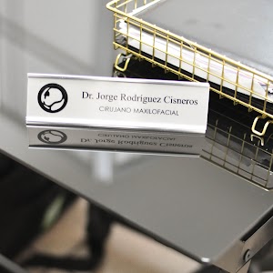 Dr. Jorge Rodríguez Cisneros, Cirujano Maxilofacial Tijuana place picture